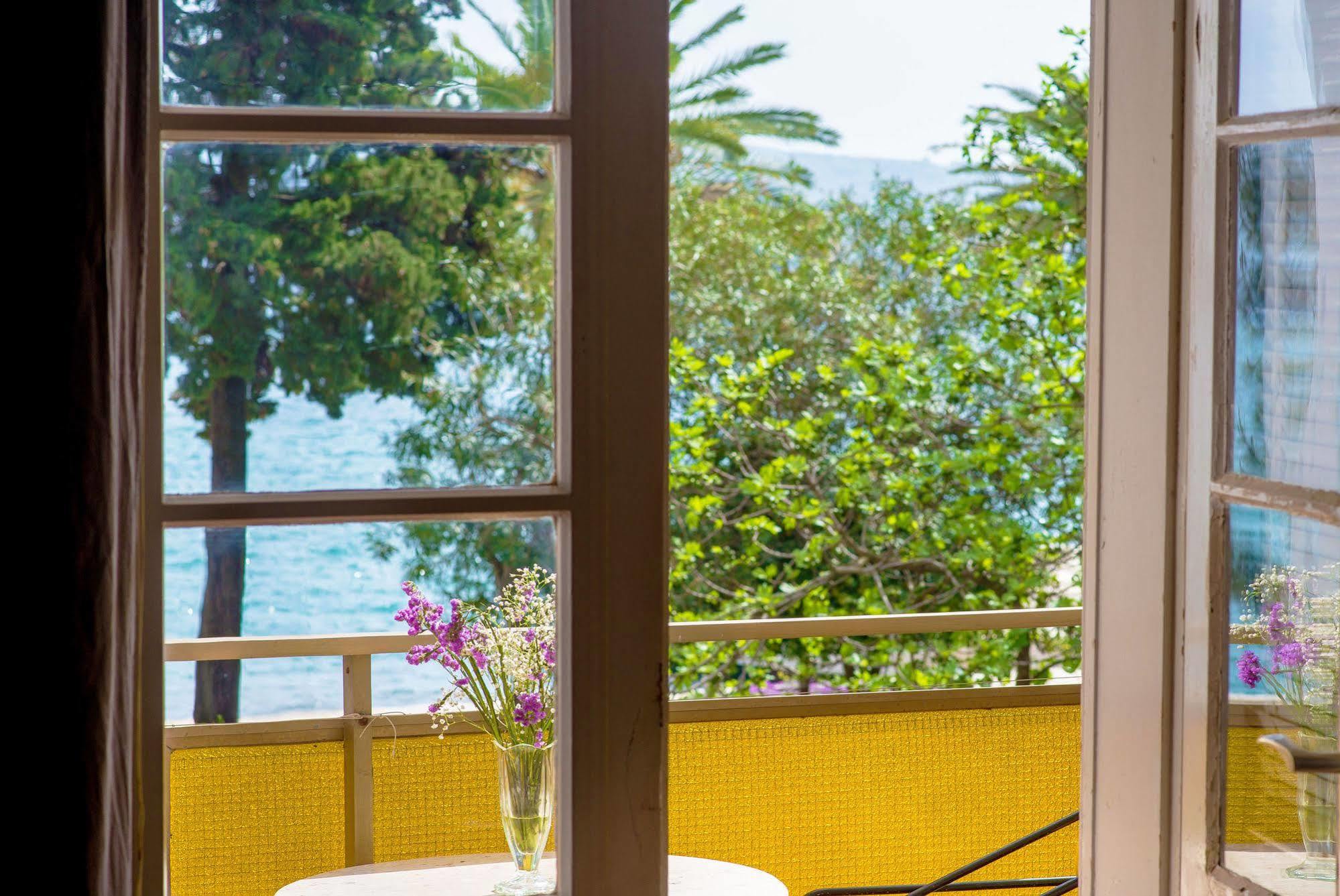 Hotel Mimoza Tivat Exterior foto